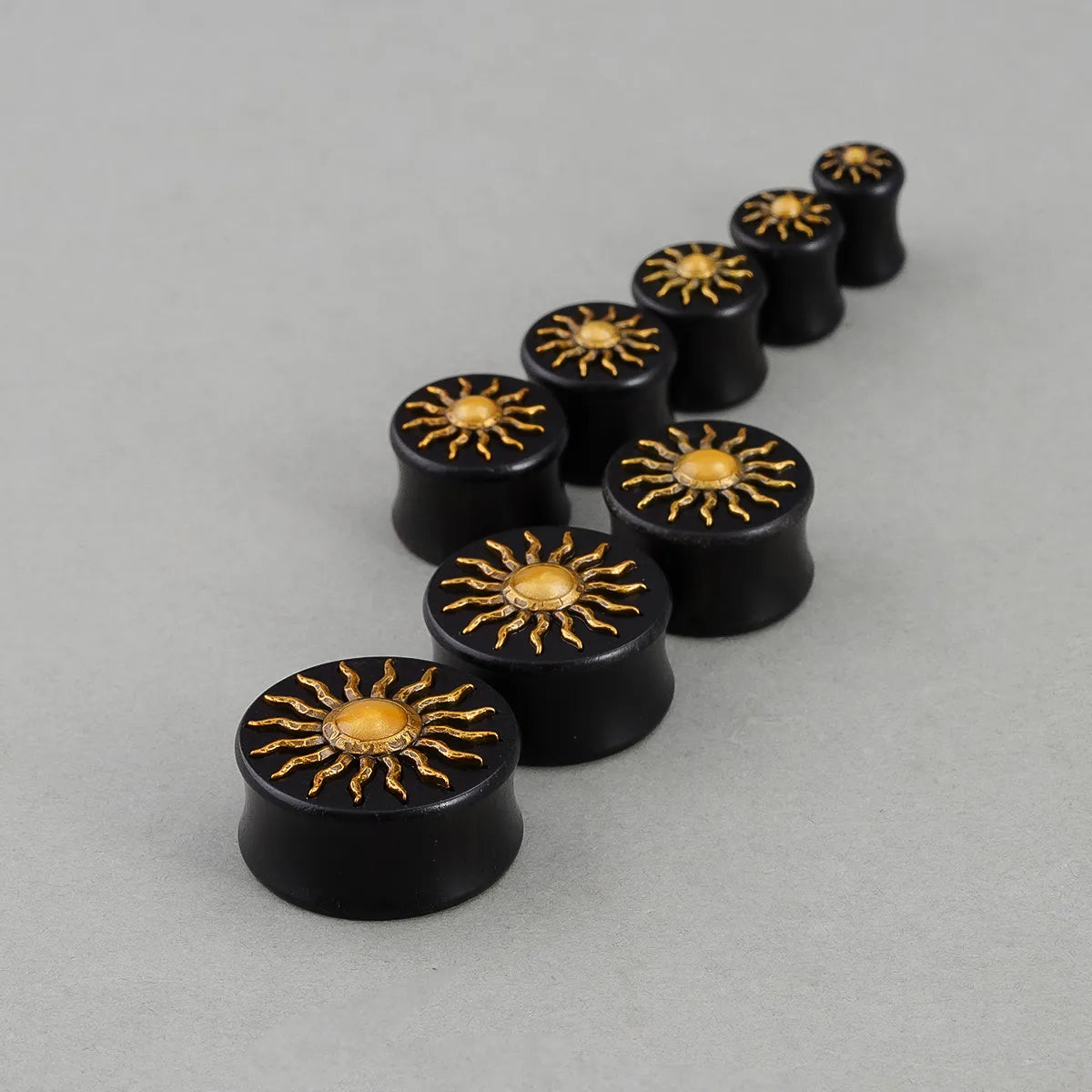 SOLAR ECLIPSE PLUGS