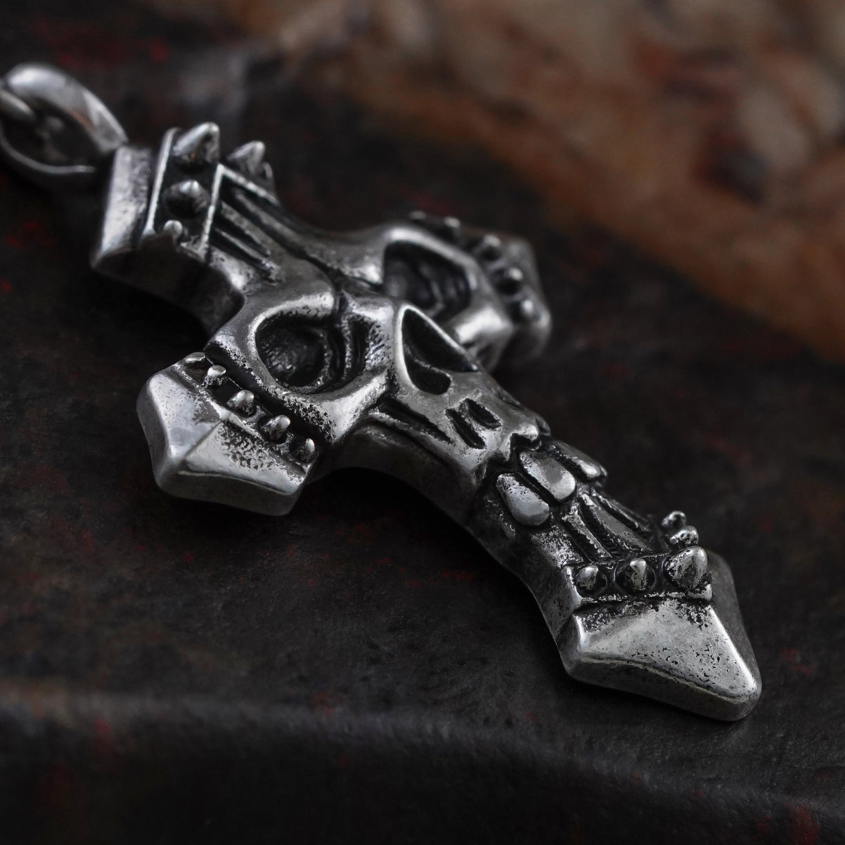 GOTHIC REBIRTH SKULL EARRINGS