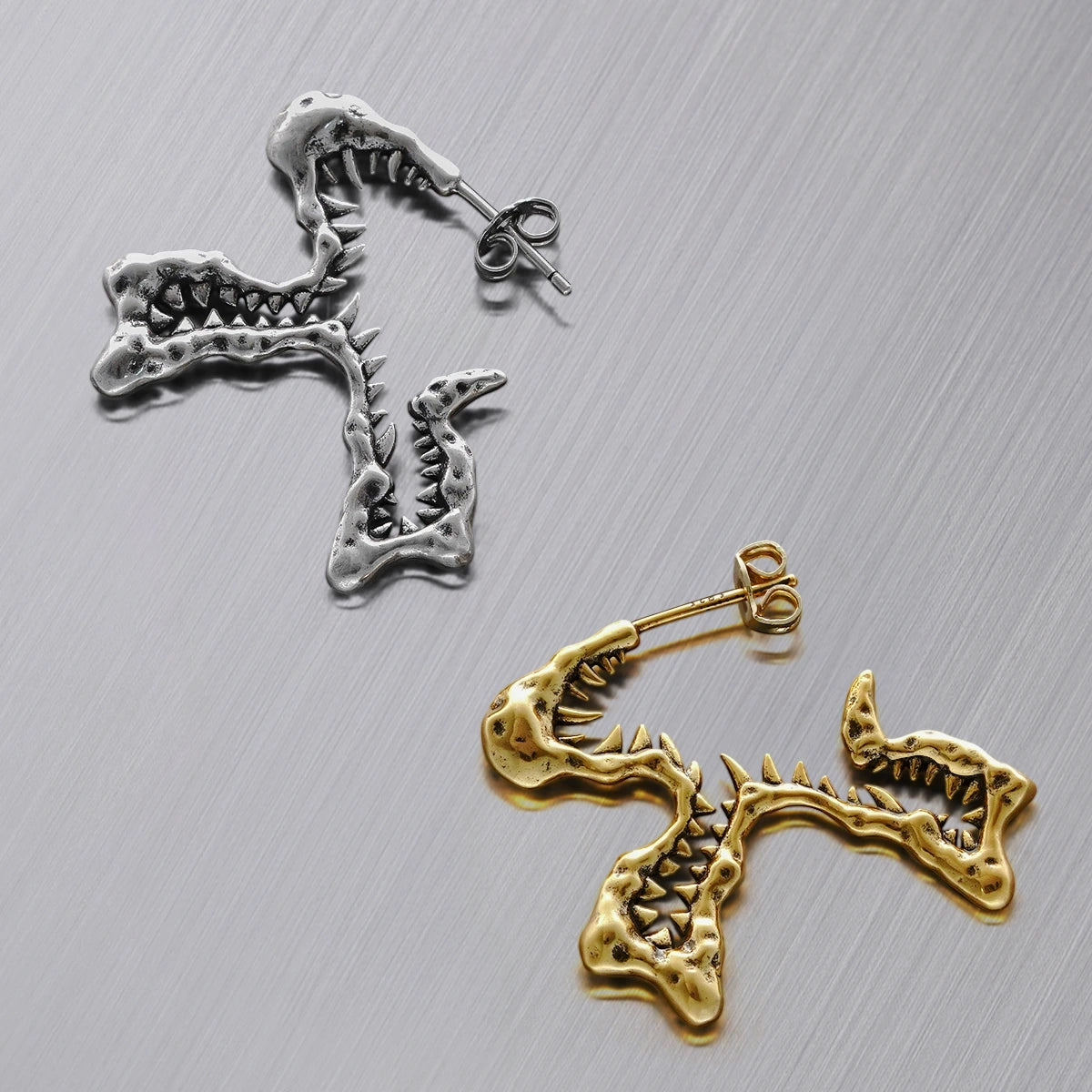 TWISTED FANG EARRINGS
