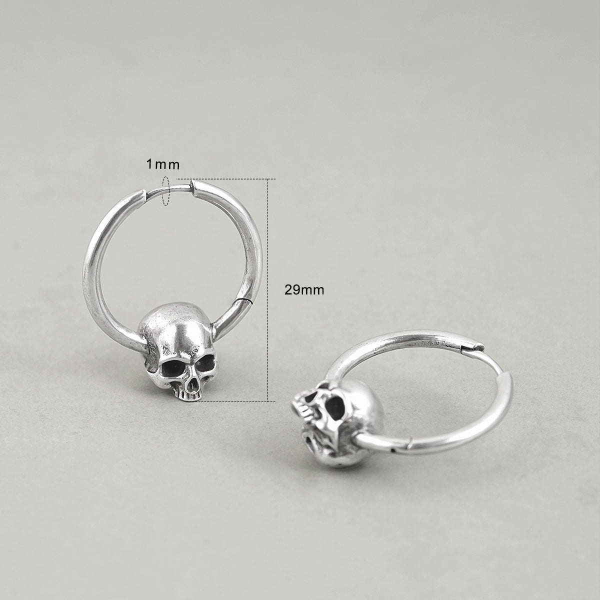 BOUCLES D'OREILLES CRÂNE BRAVE