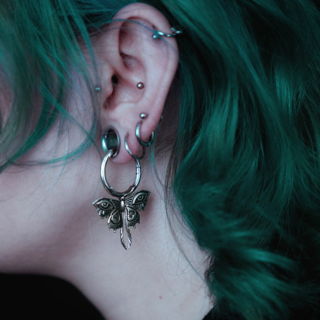 ENCHANTED FLUTTER EARRINGS