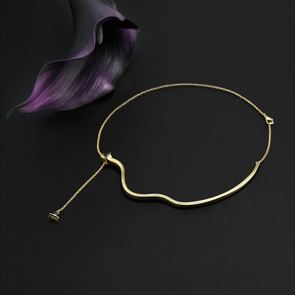 SERPENT TRACE LARIAT