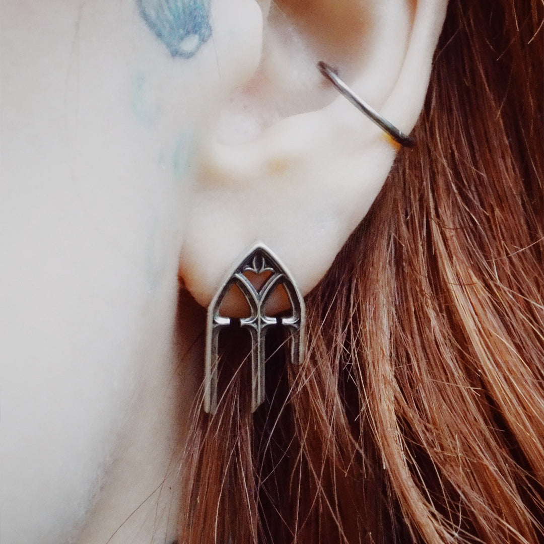GOTHIC ARCH ELEGANCE STUD EARRINGS