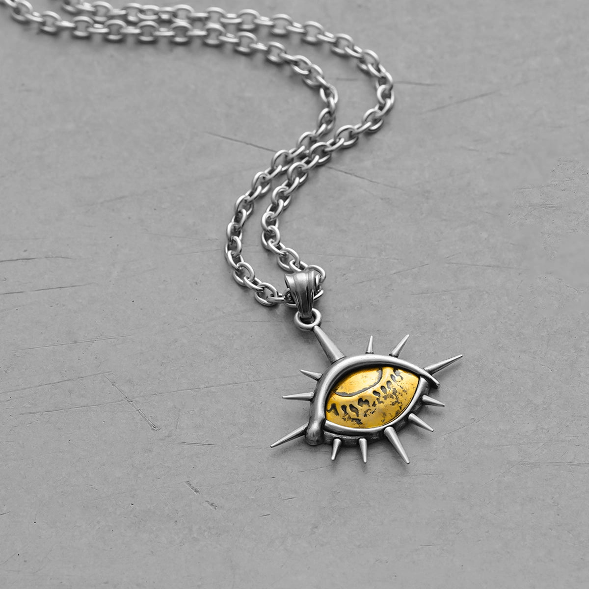 GOLDEN VISION NECKLACE