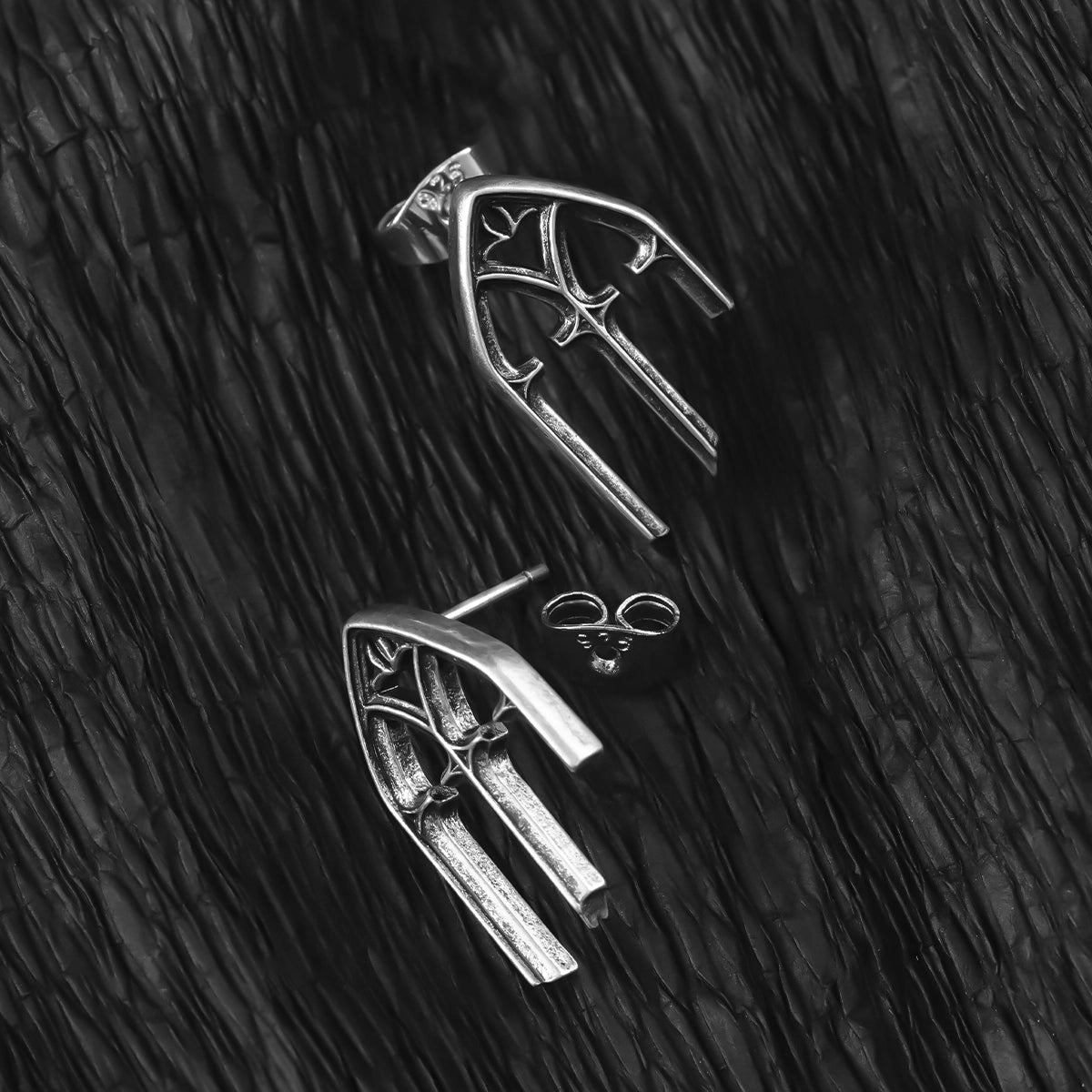 GOTHIC ARCH ELEGANCE STUD EARRINGS