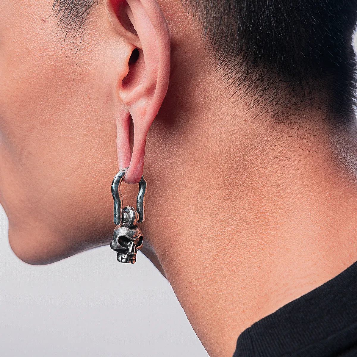 REBELLION SKULL EAR WEIGHTS