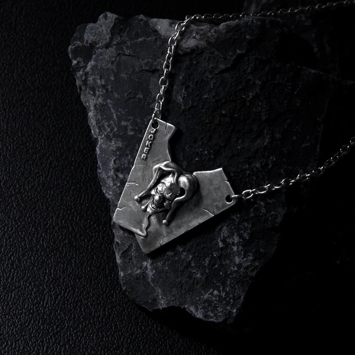 REBEL JESTER NECKLACE