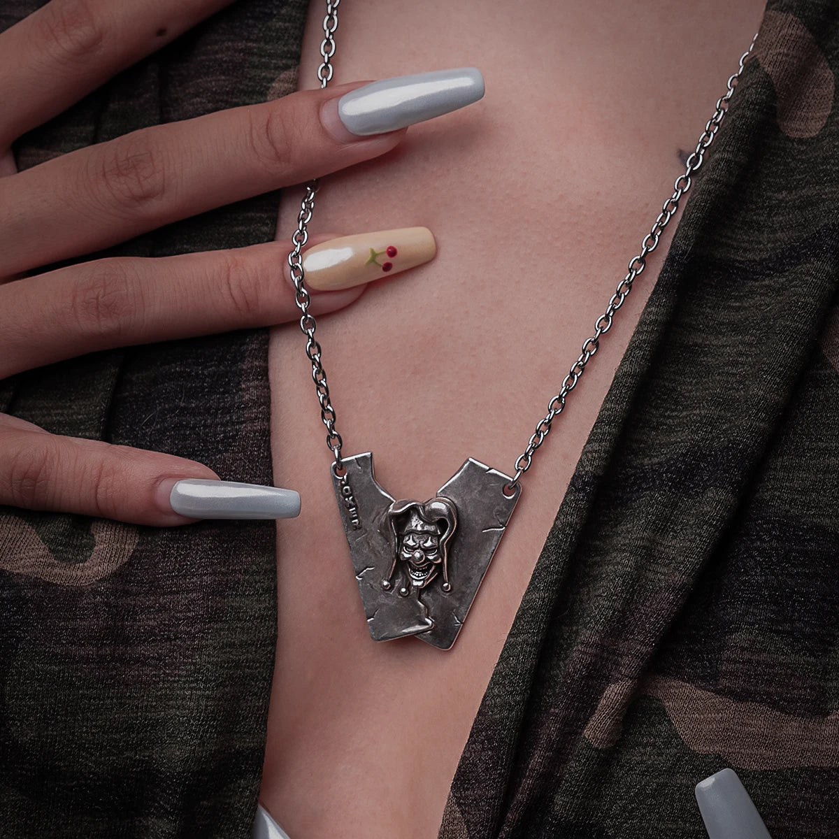 REBEL JESTER NECKLACE