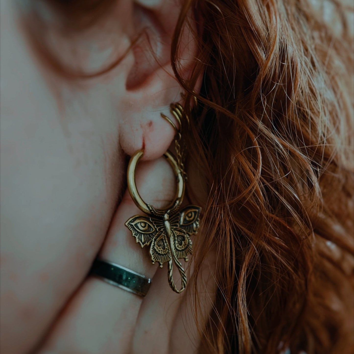 ENCHANTED FLUTTER EARRINGS