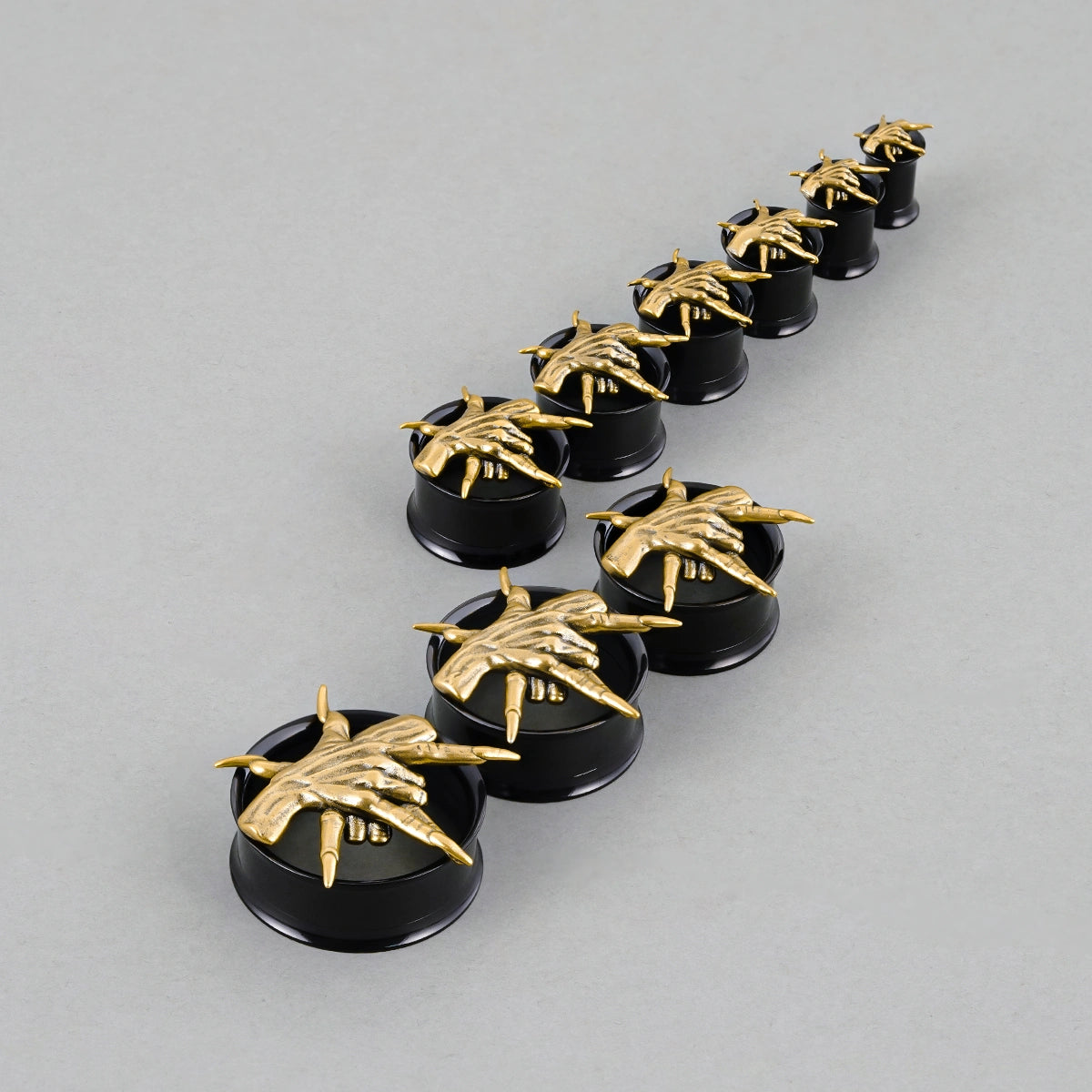 DEMONIC GRIP TUNNELS