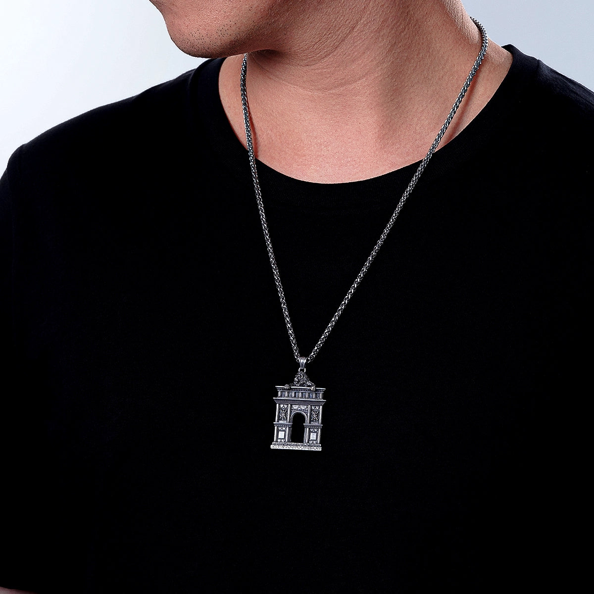 REGAL LION ARCHWAY NECKLACE