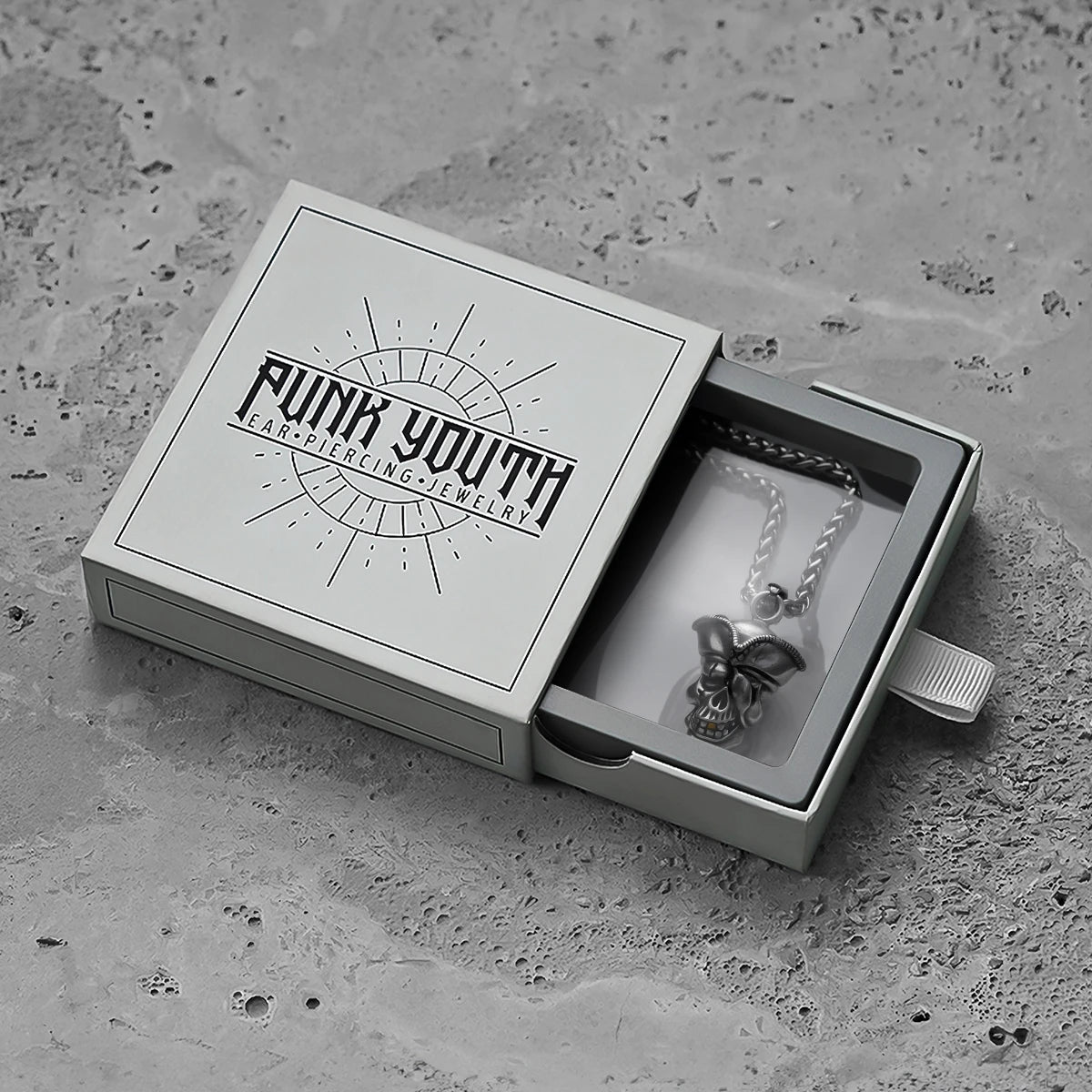 PIRATE LEGEND SKULL NECKLACES