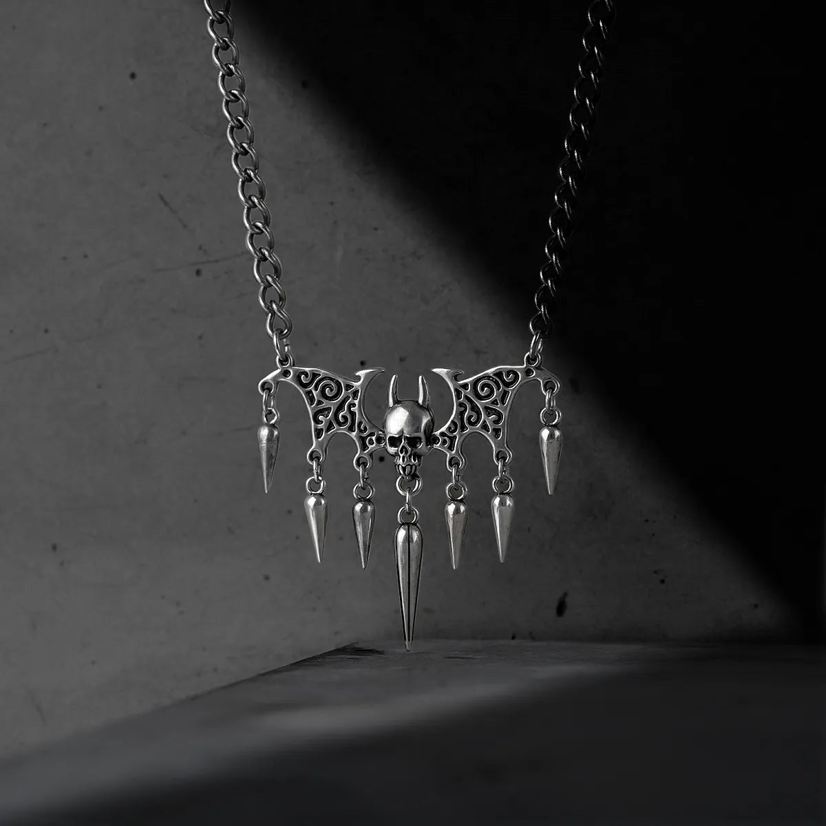 SPIKED DEMON SKULL NECKLACE