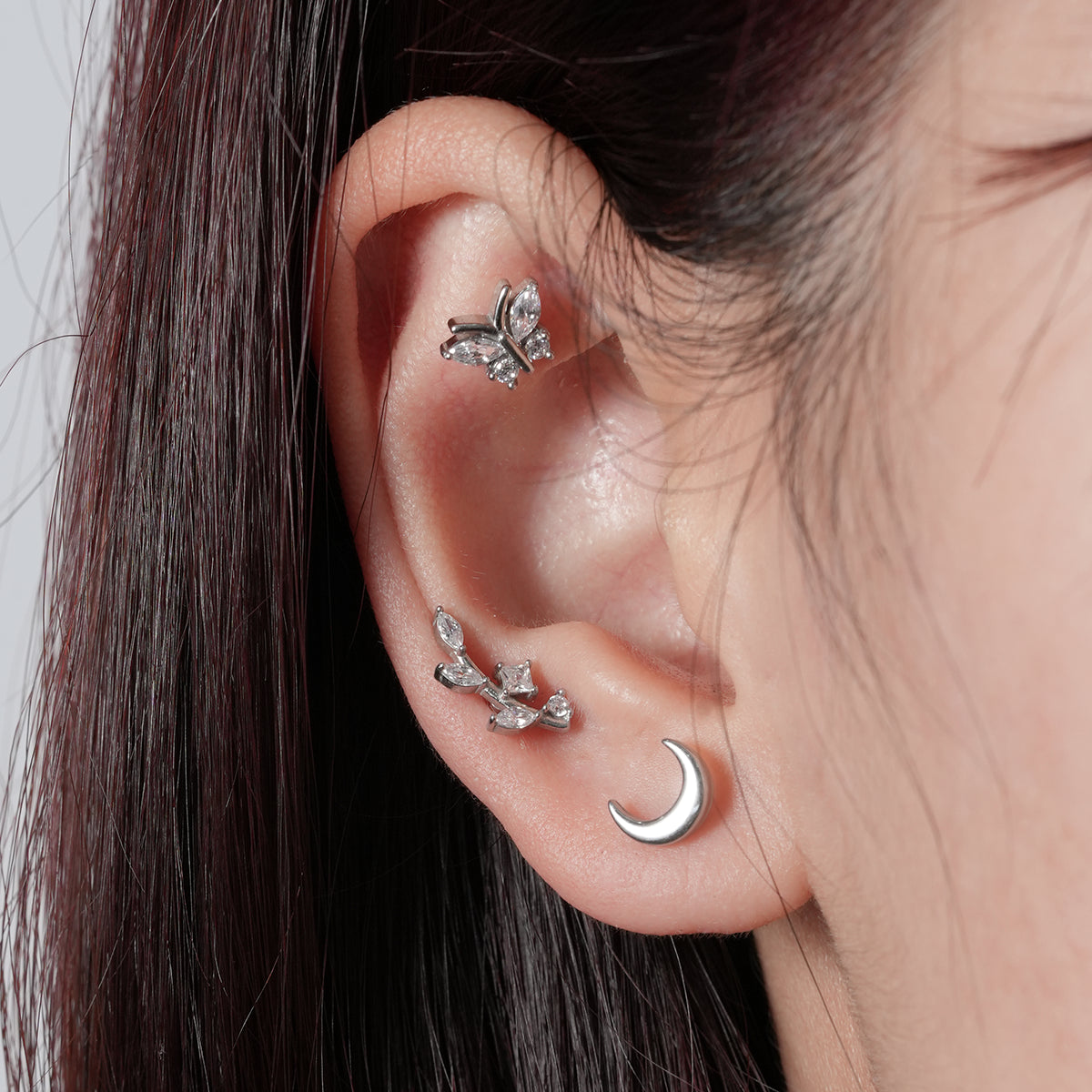 WHIMSICAL BUTTERFLY FLAT BACK STUD