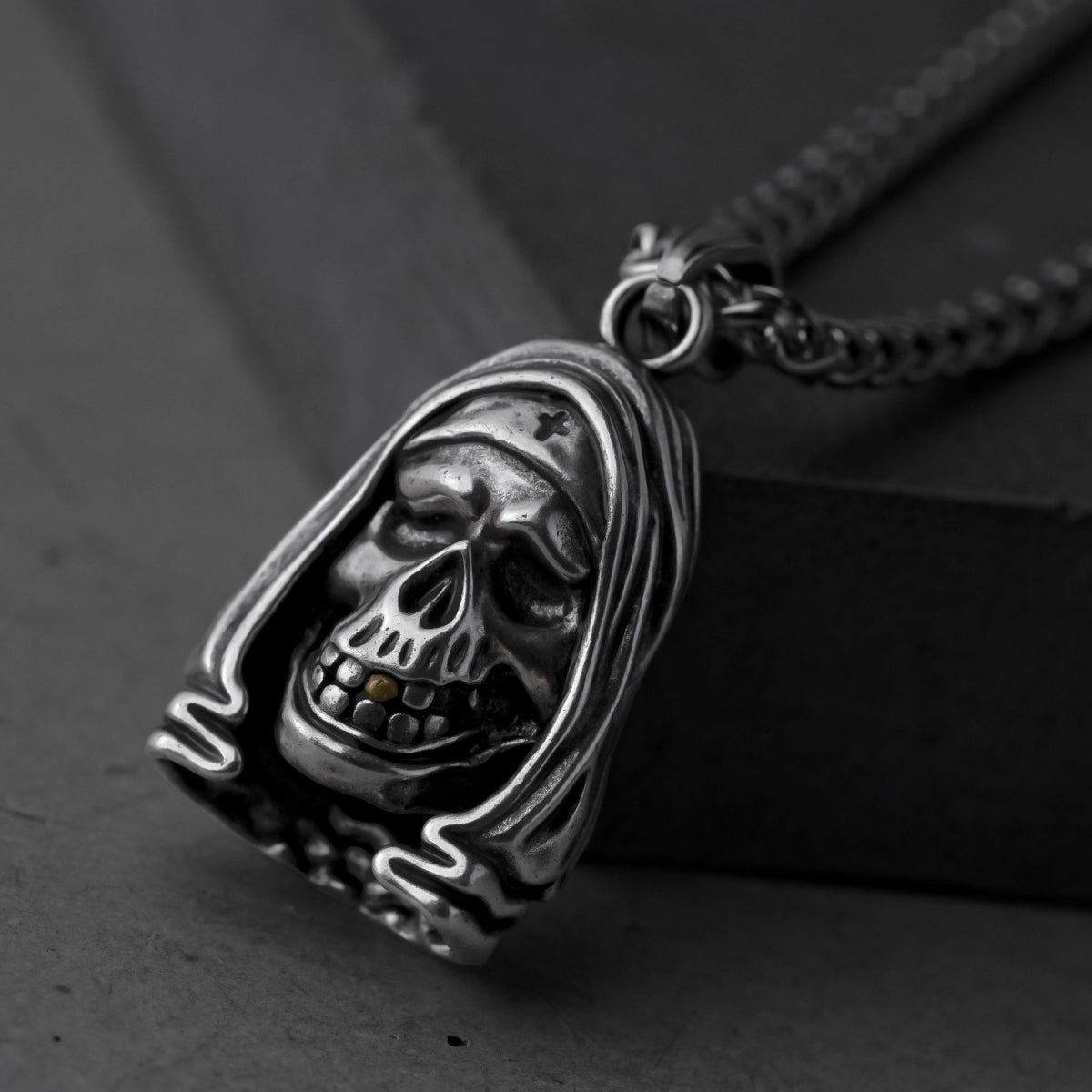 Ethereal Reaper Totenkopf Halsketten