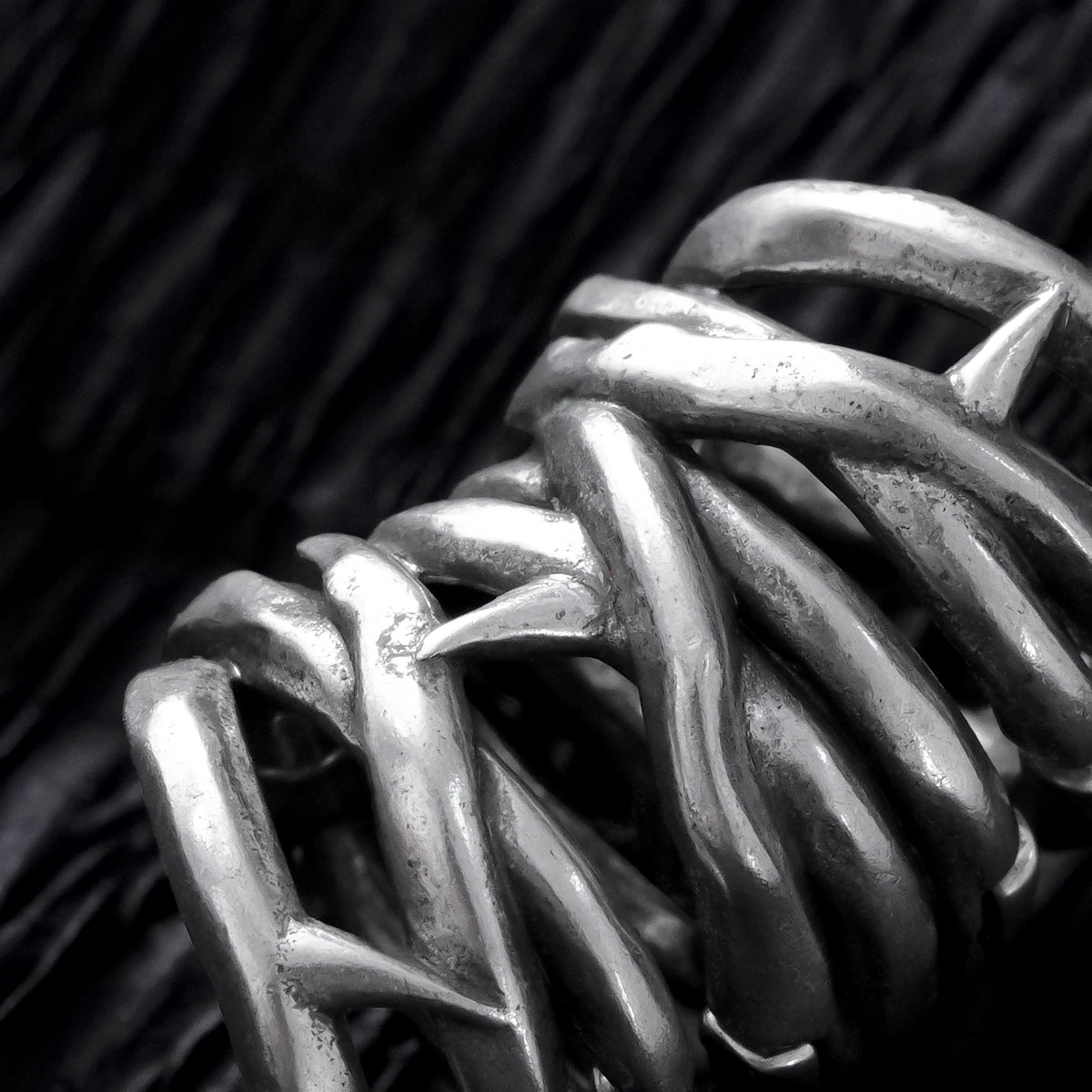 INTERWOVEN THORN EAR CUFFS