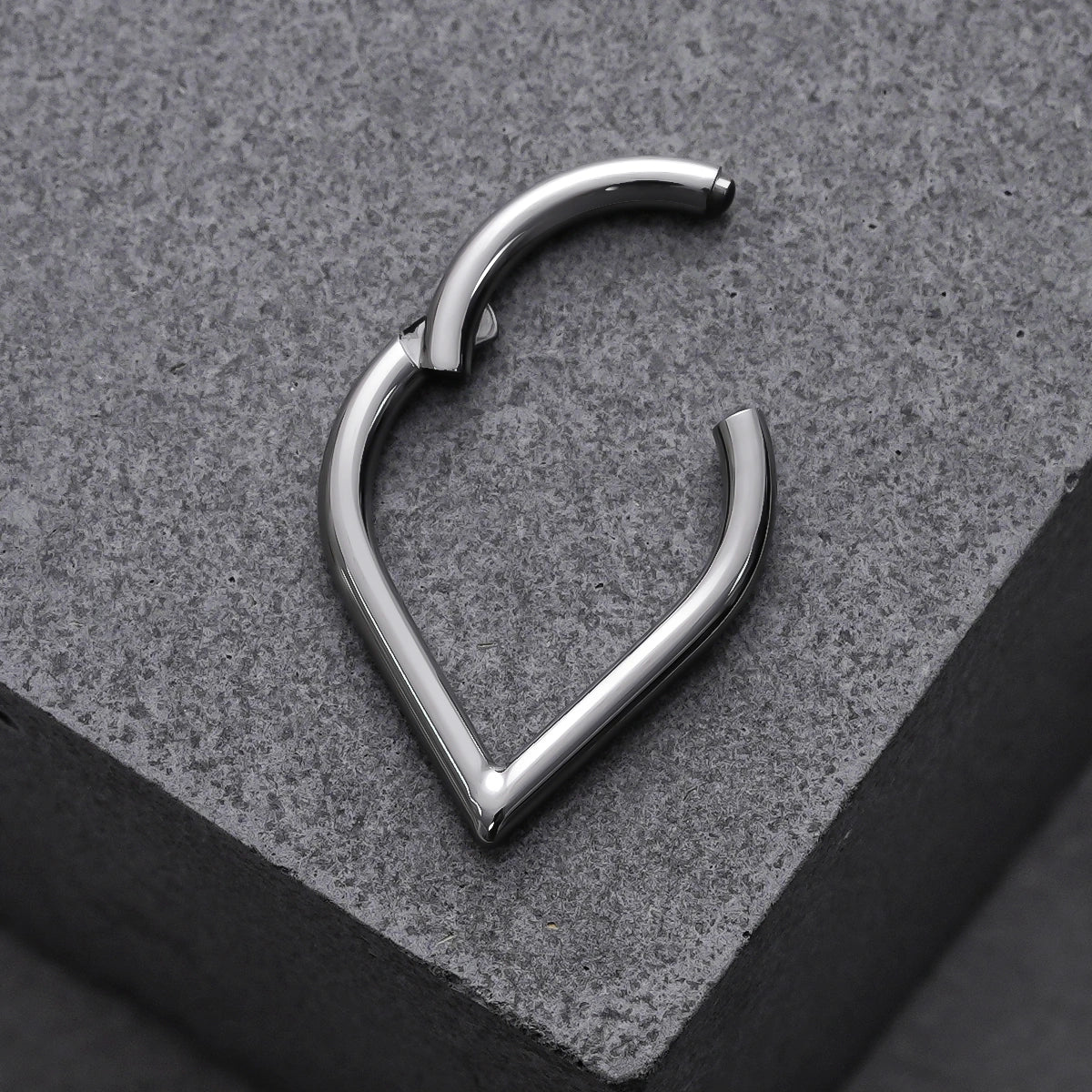 ETHEREAL TEARDROP TITANIUM SEPTUM CLICKER