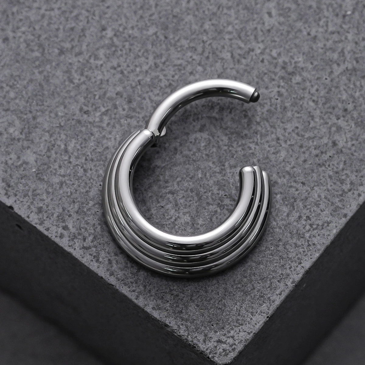 MINIMAL ELEGANCE TITANIUM SEPTUM CLICKER