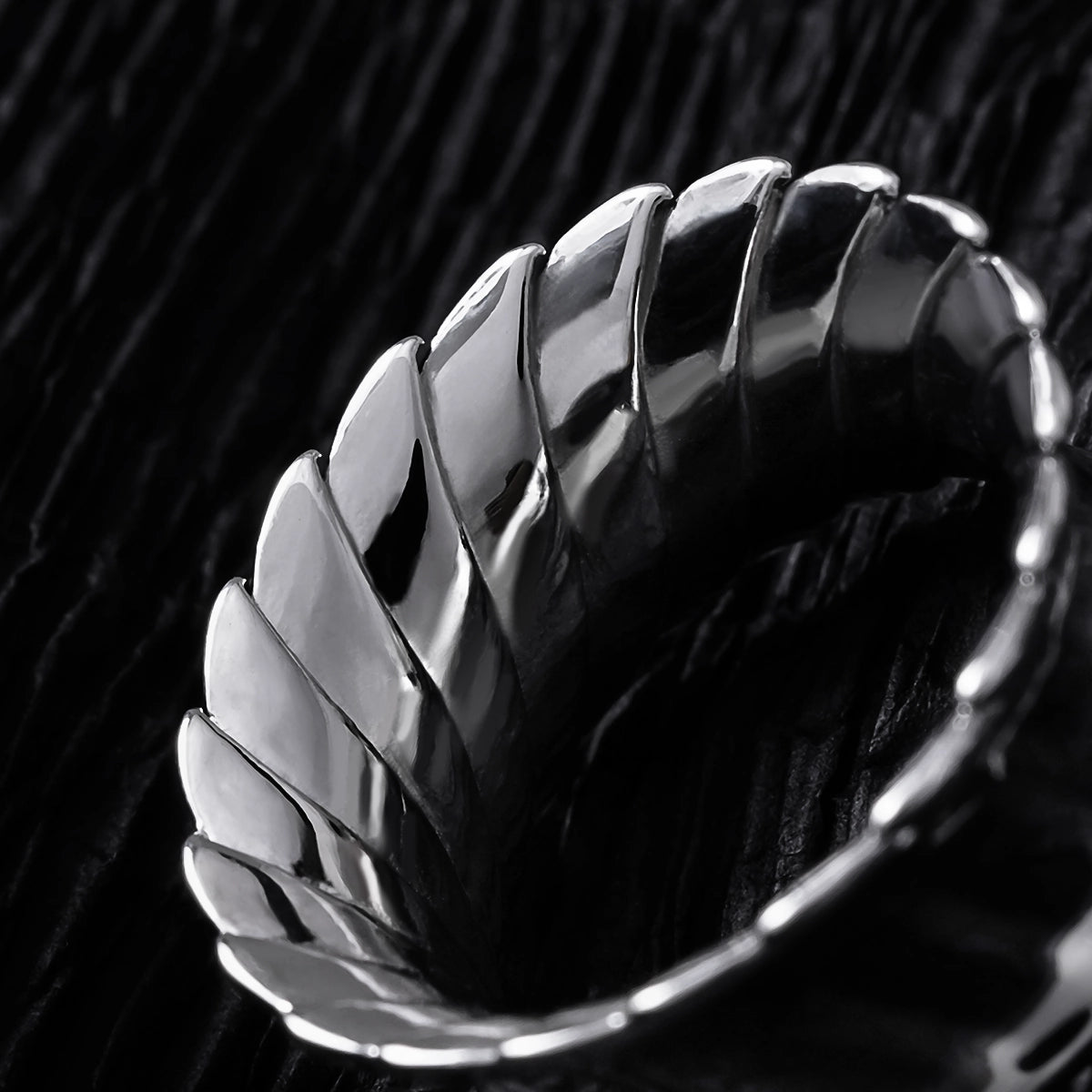 DYNAMIC FLAME TUNNELS