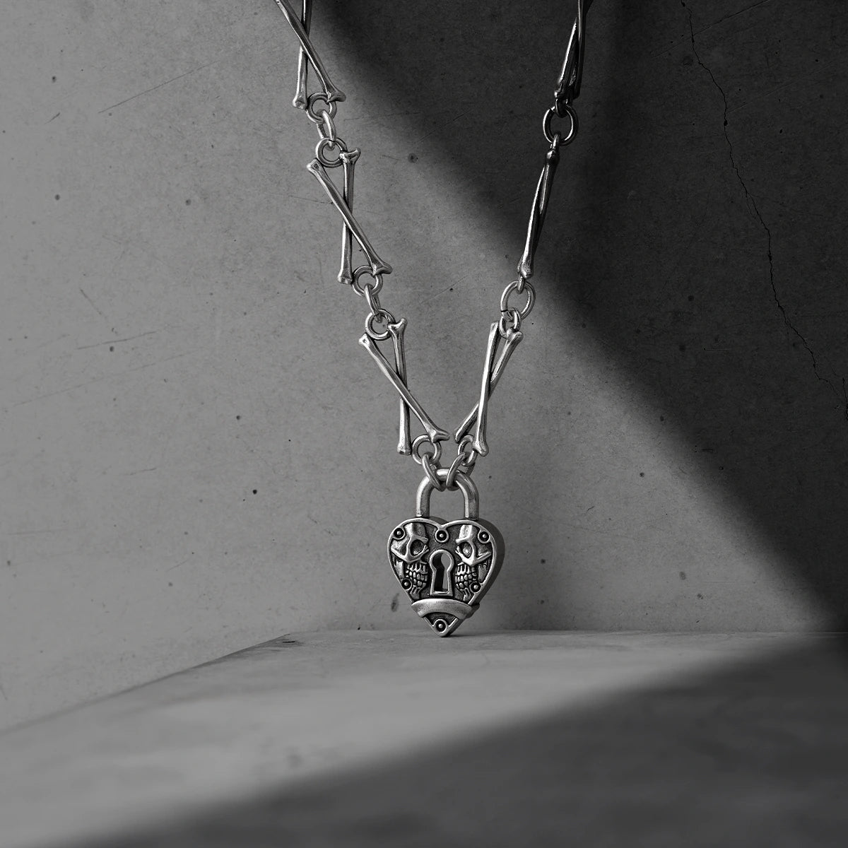 HEART LOCK NECKLACE