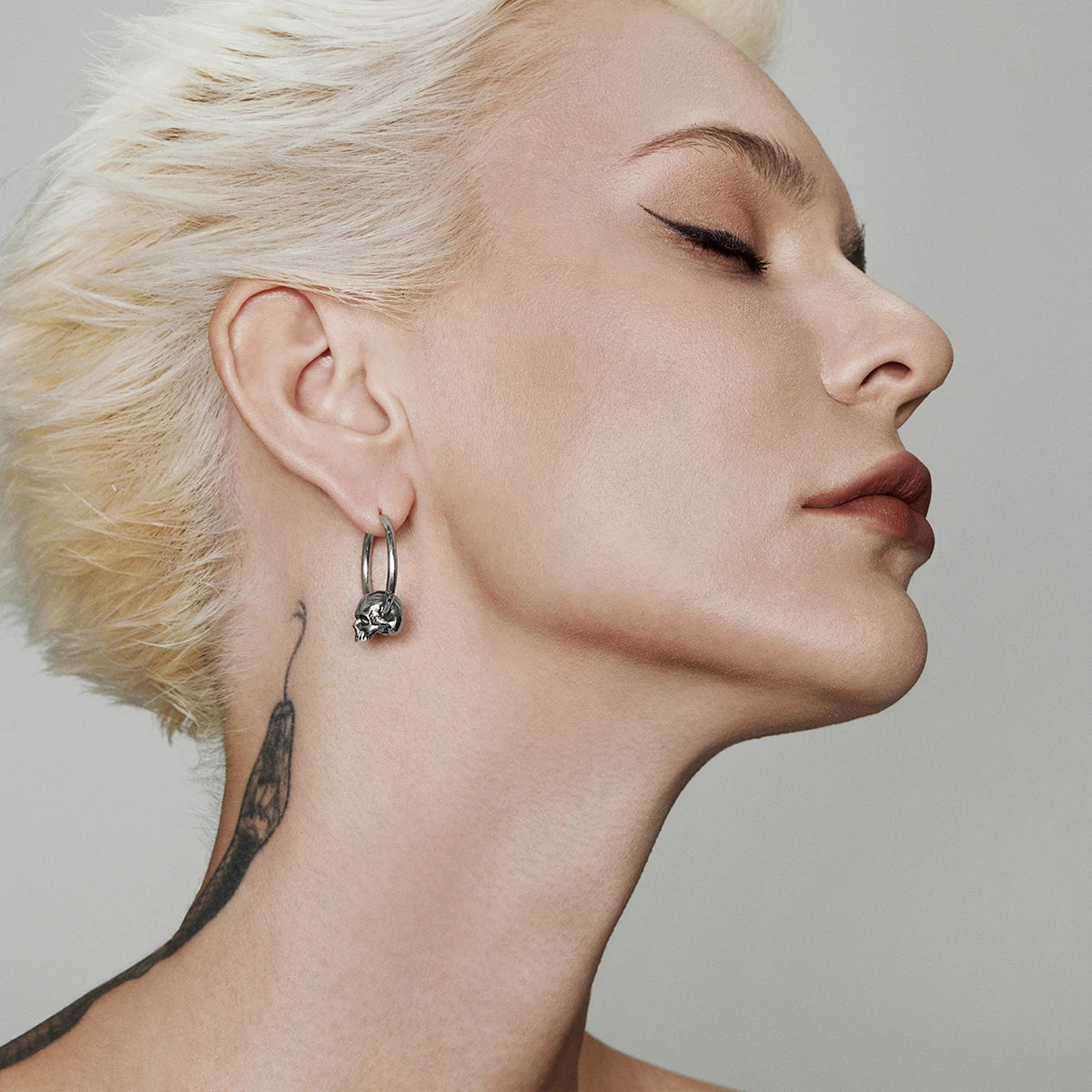 BOUCLES D'OREILLES CRÂNE BRAVE