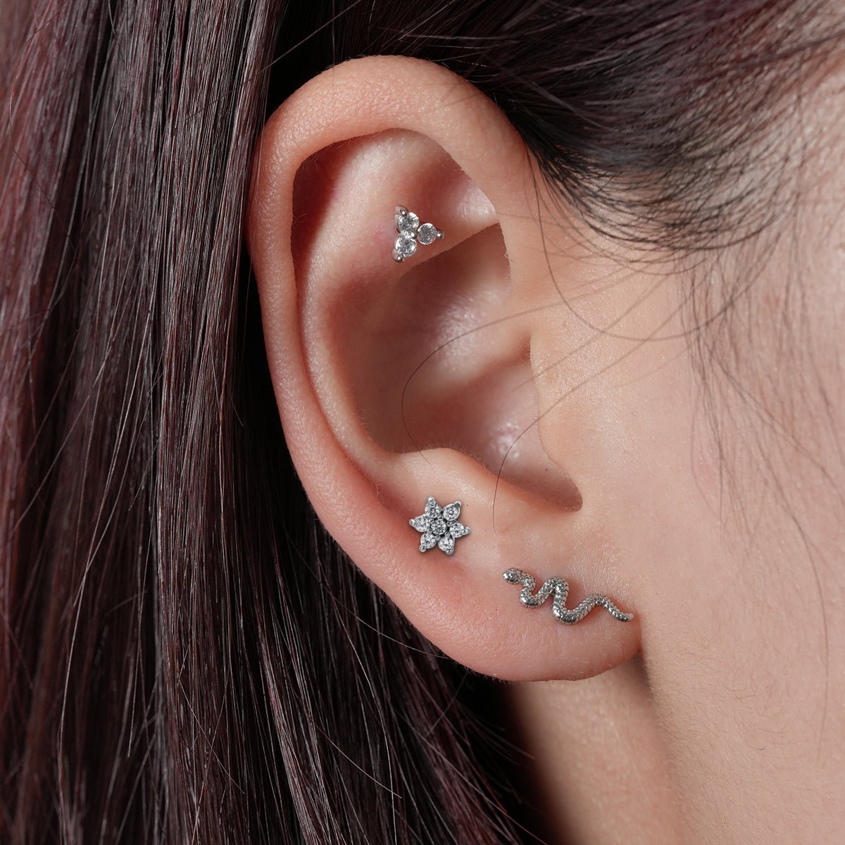 SERPENT-INSPIRED FLAT BACK STUD