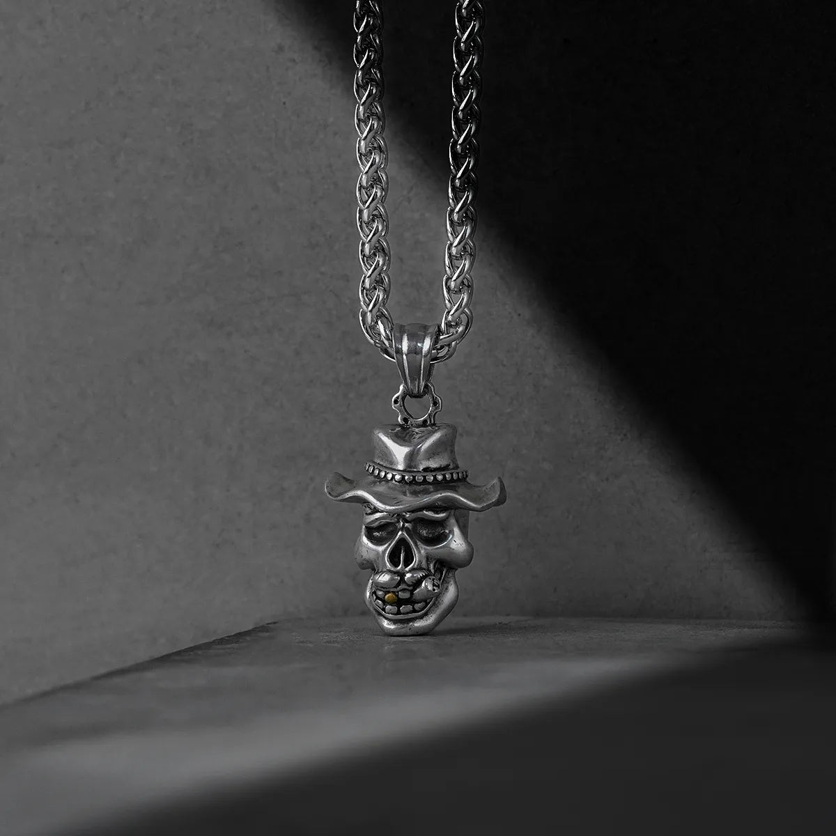 WILD WEST REBEL NECKLACES