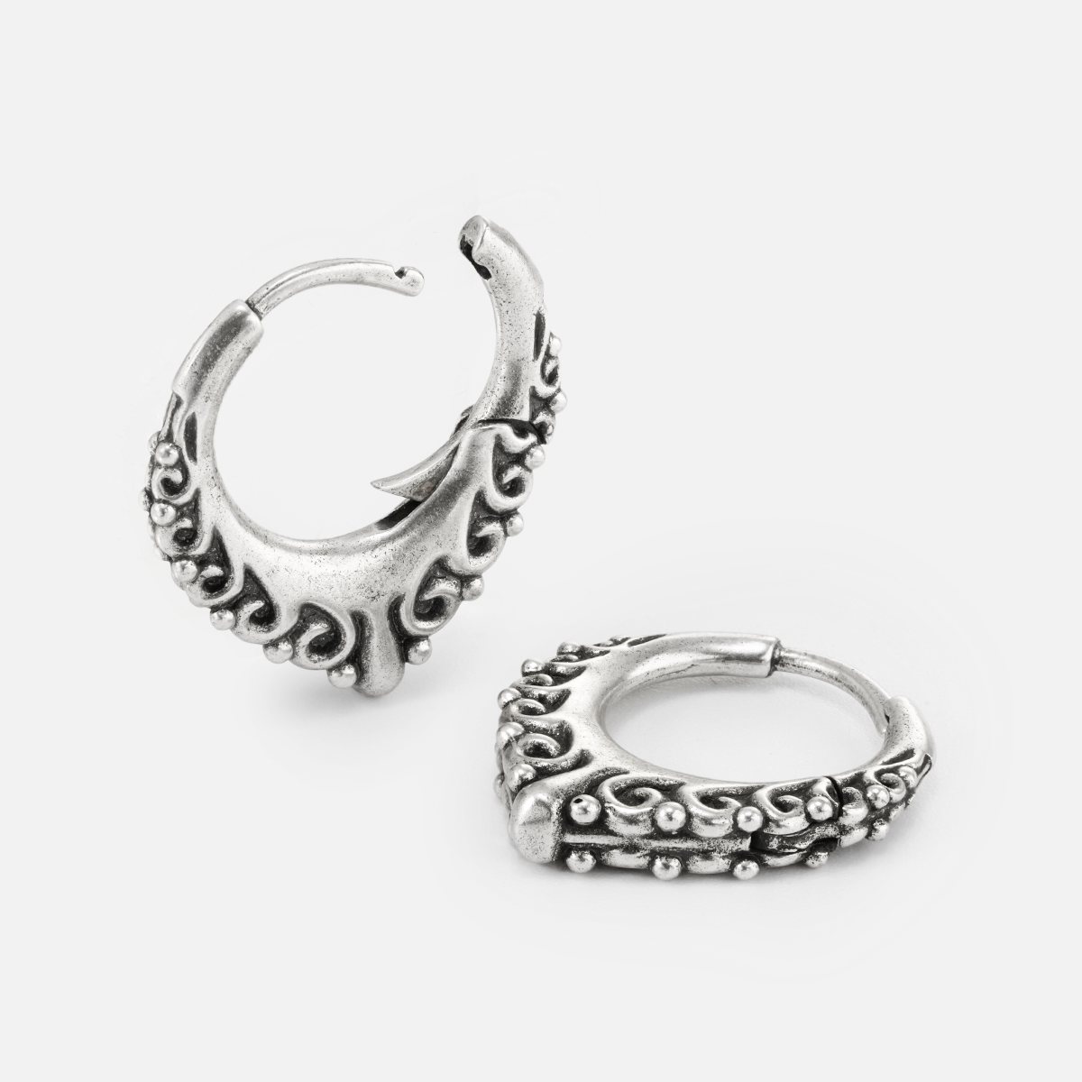 ELEGANT CURVE EARRINGS