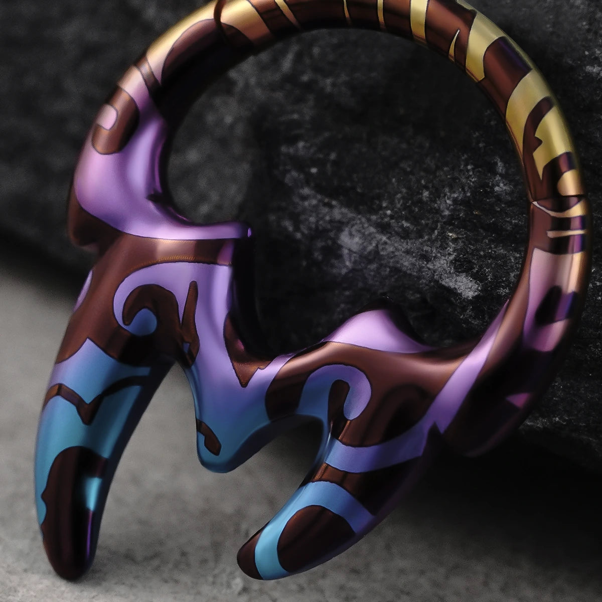 FANG DESIGN TITANIUM SEPTUM CLICKER