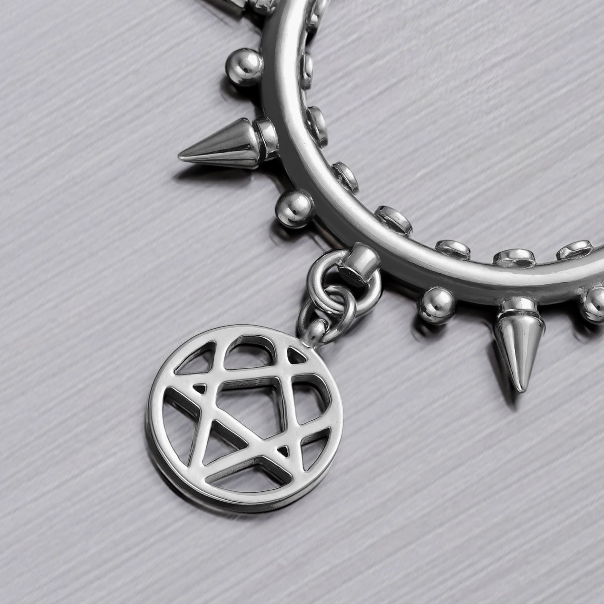 STAR SPIKE EARRINGS