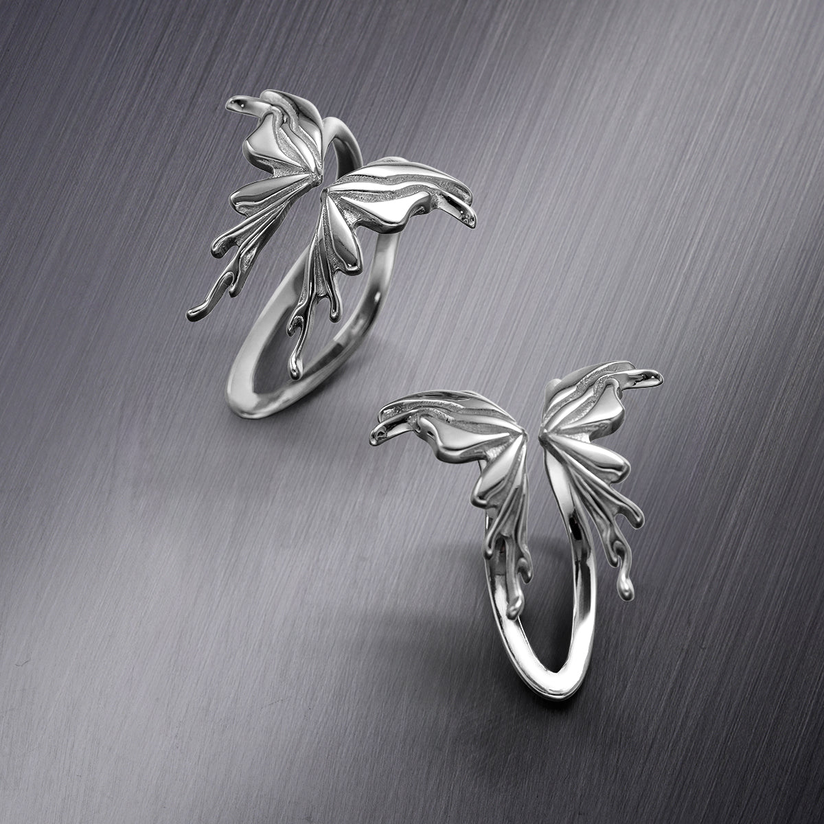 BUTTERFLY LIP CUFF