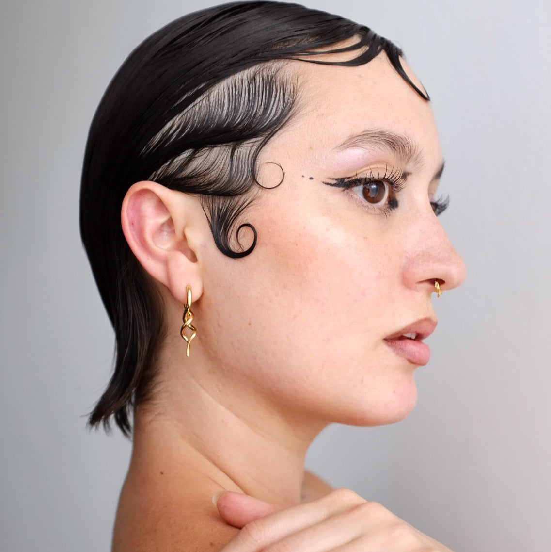 DNA DROP EARRINGS
