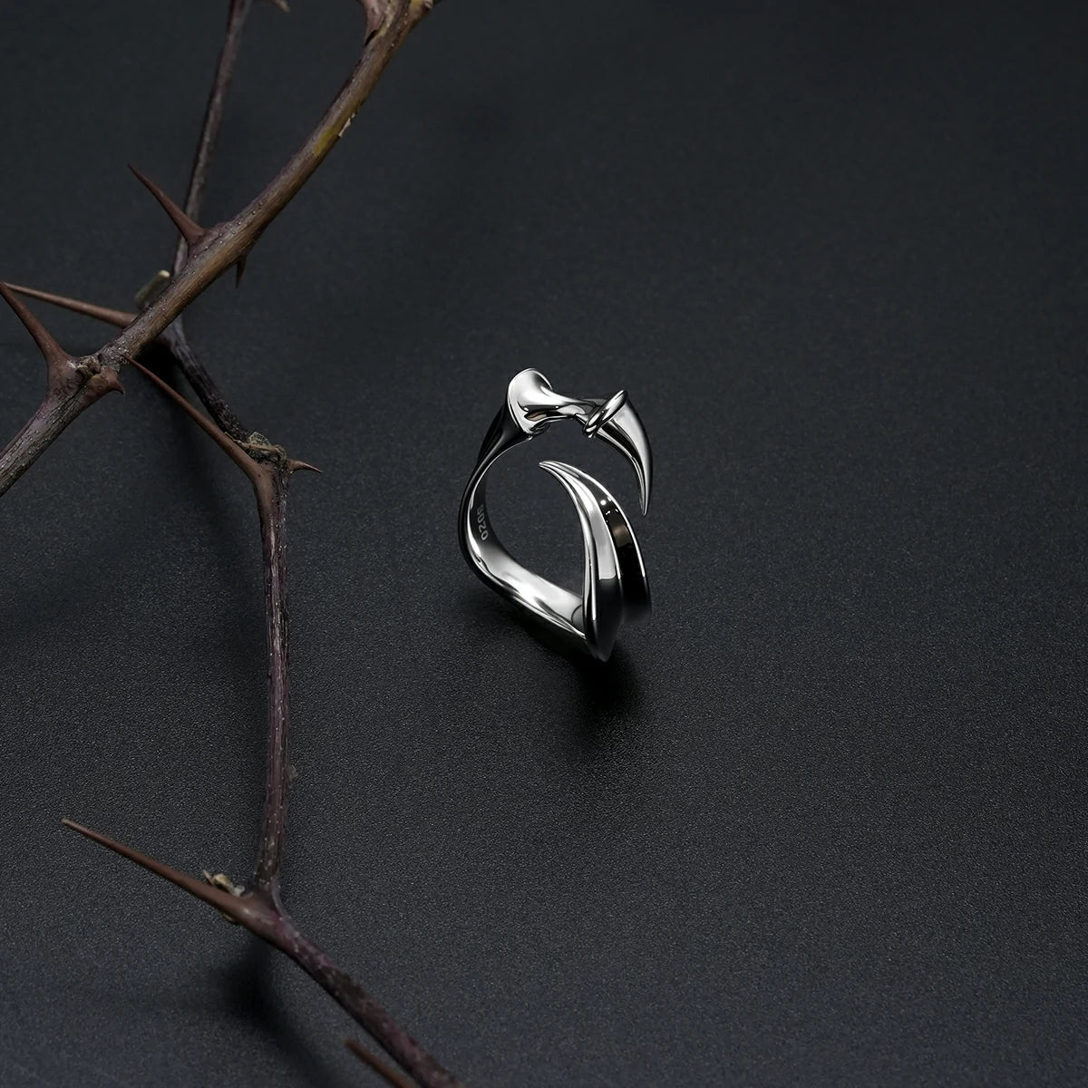 OPEN VERTEBRA RINGS