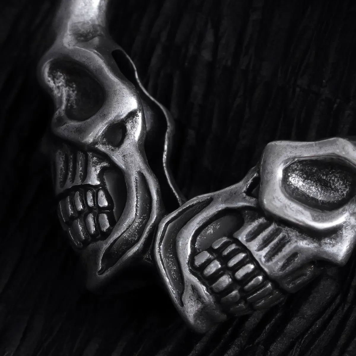 HEART SKULL EARRINGS