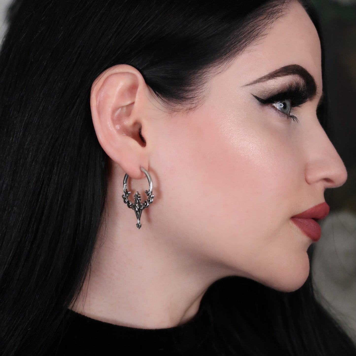 CLASSICAL PHANTASM EARRINGS