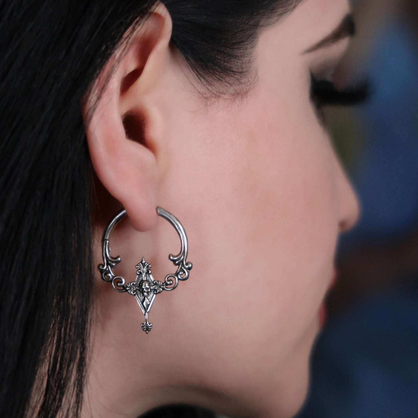 CLASSICAL PHANTASM EARRINGS