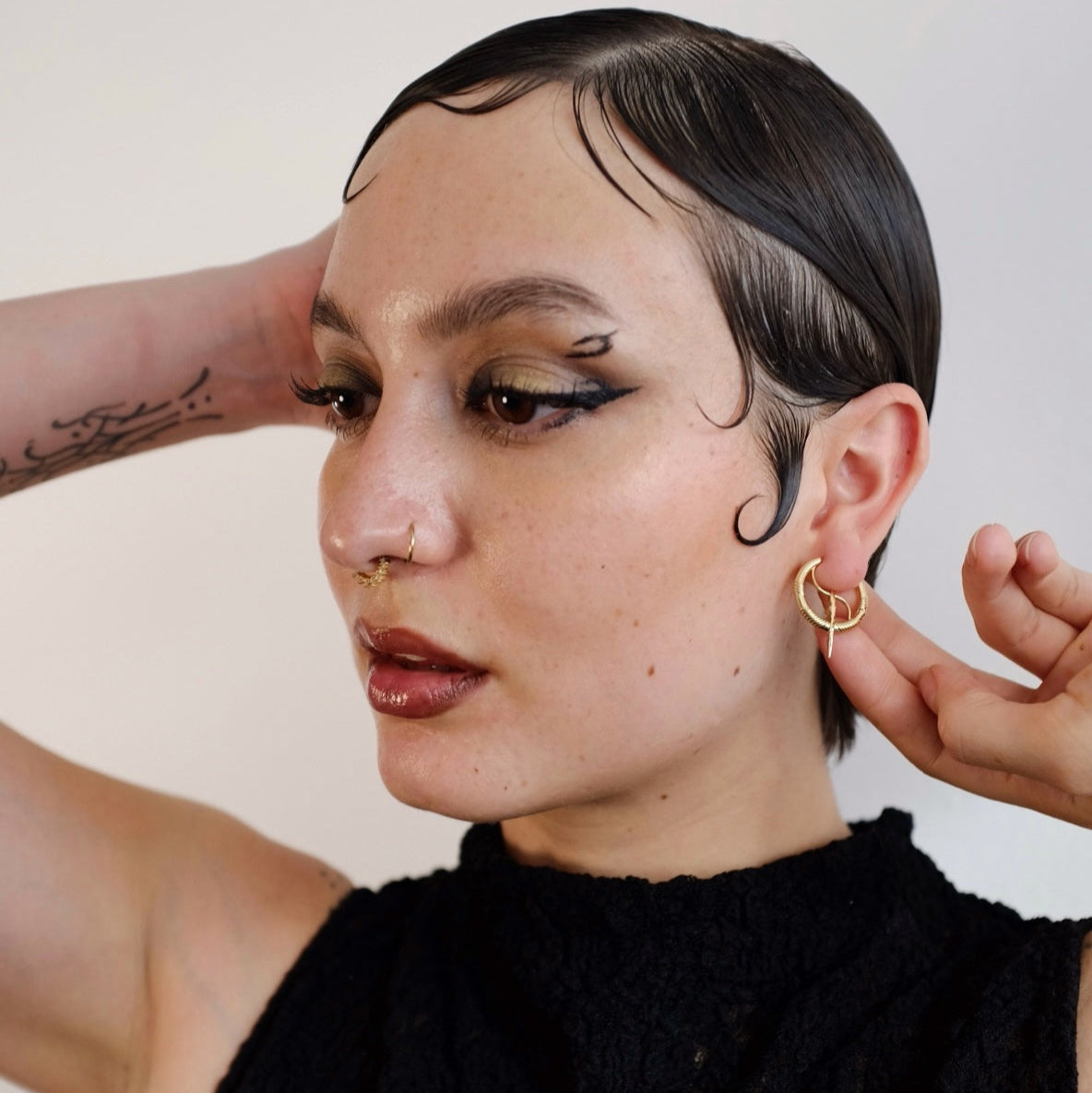 THORN DANCE EARRINGS