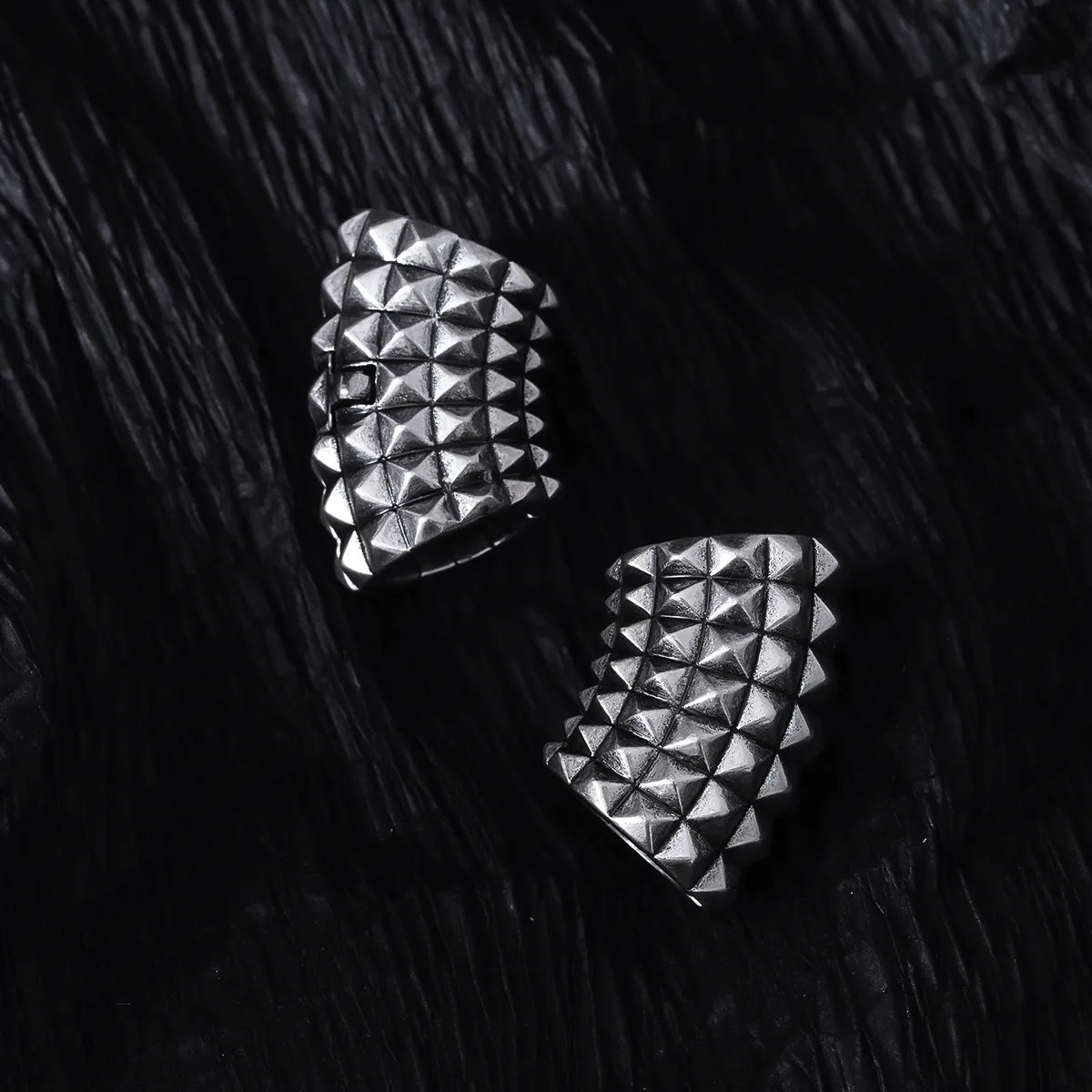 PYRAMID FUSION OHRMANSCHETTEN