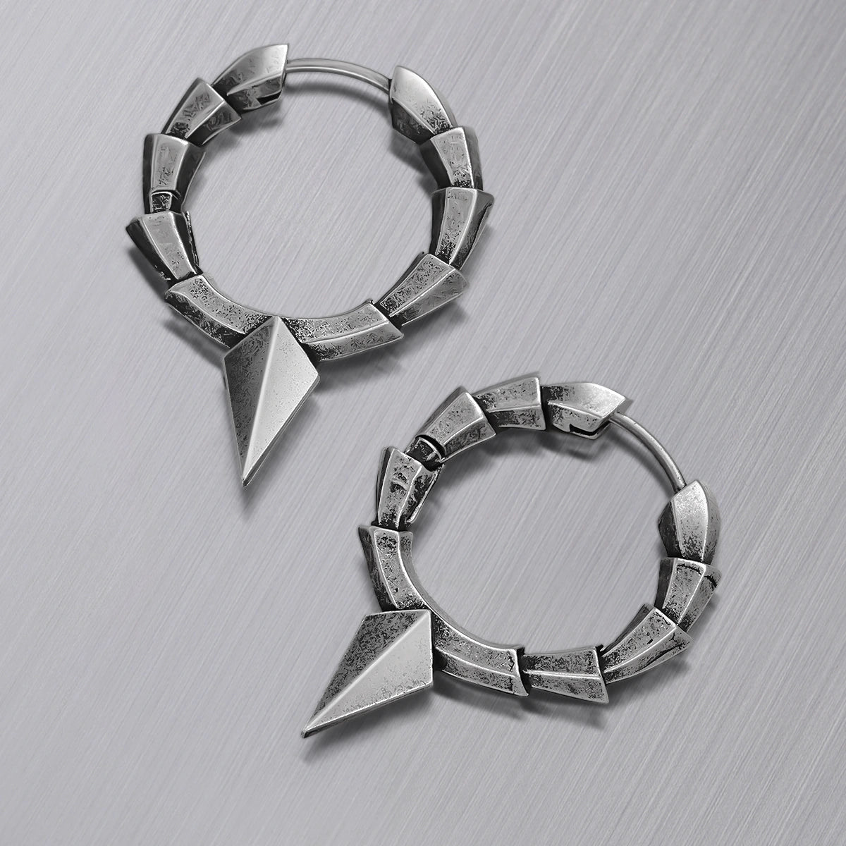 GEOMETRIC ARMOR EARRINGS