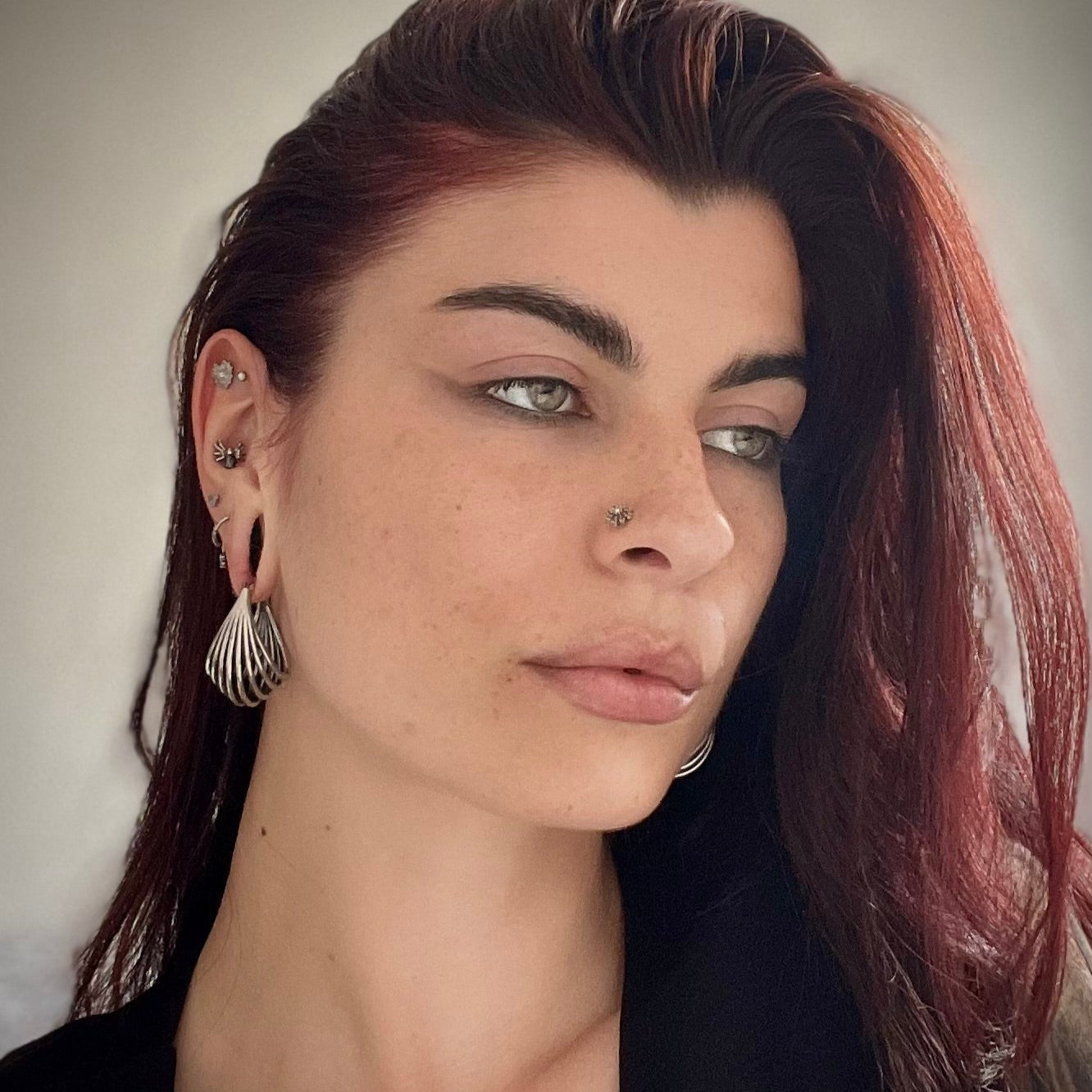 SCULPTED LOOP EAR WEIGHTS