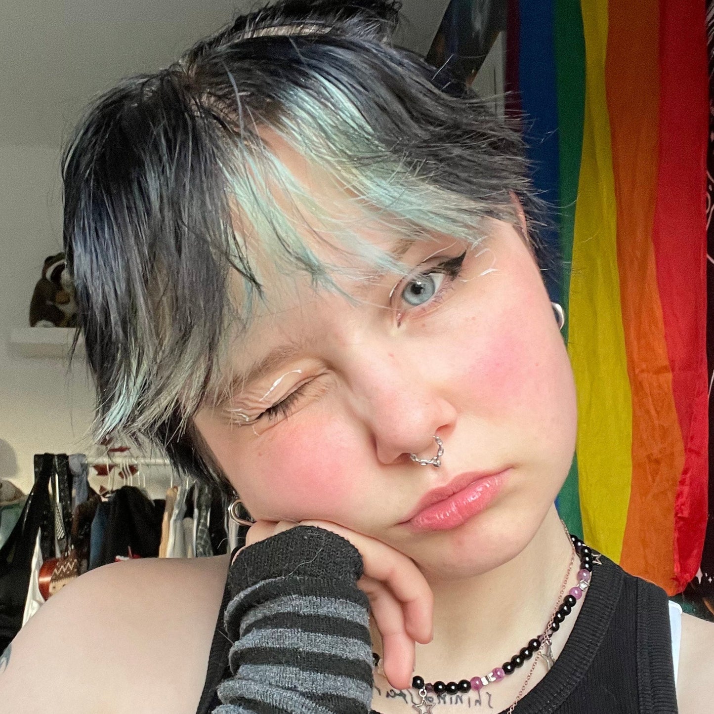 HEARTFELT CHAIN SEPTUM CLICKER