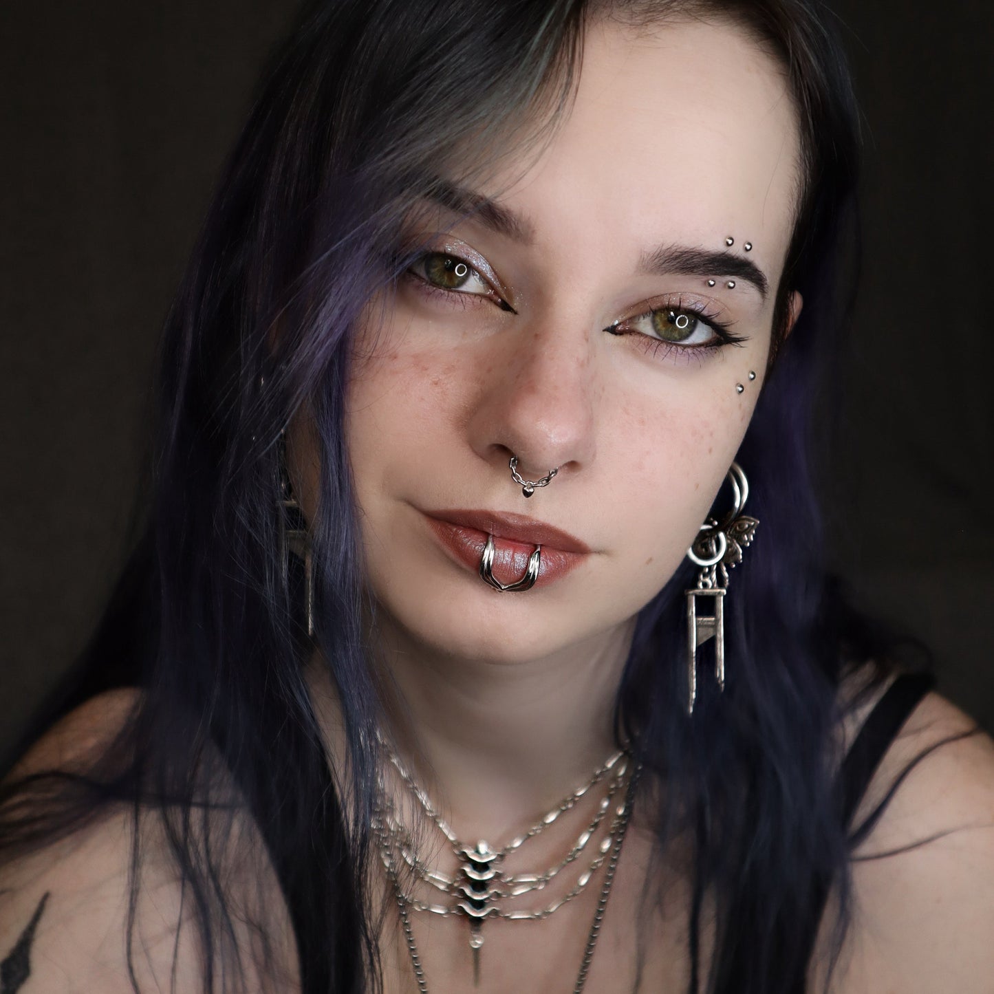 HEARTFELT CHAIN SEPTUM CLICKER