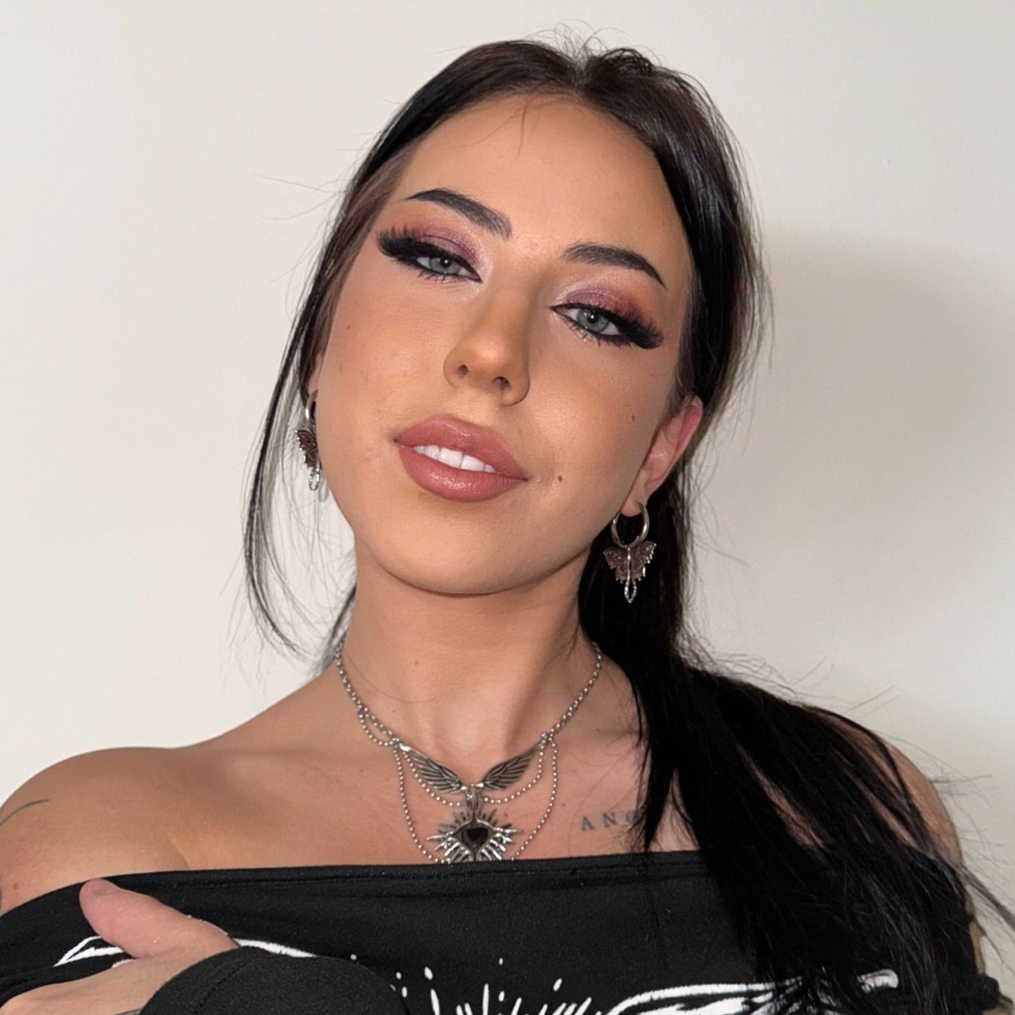 ENCHANTED FLUTTER EARRINGS