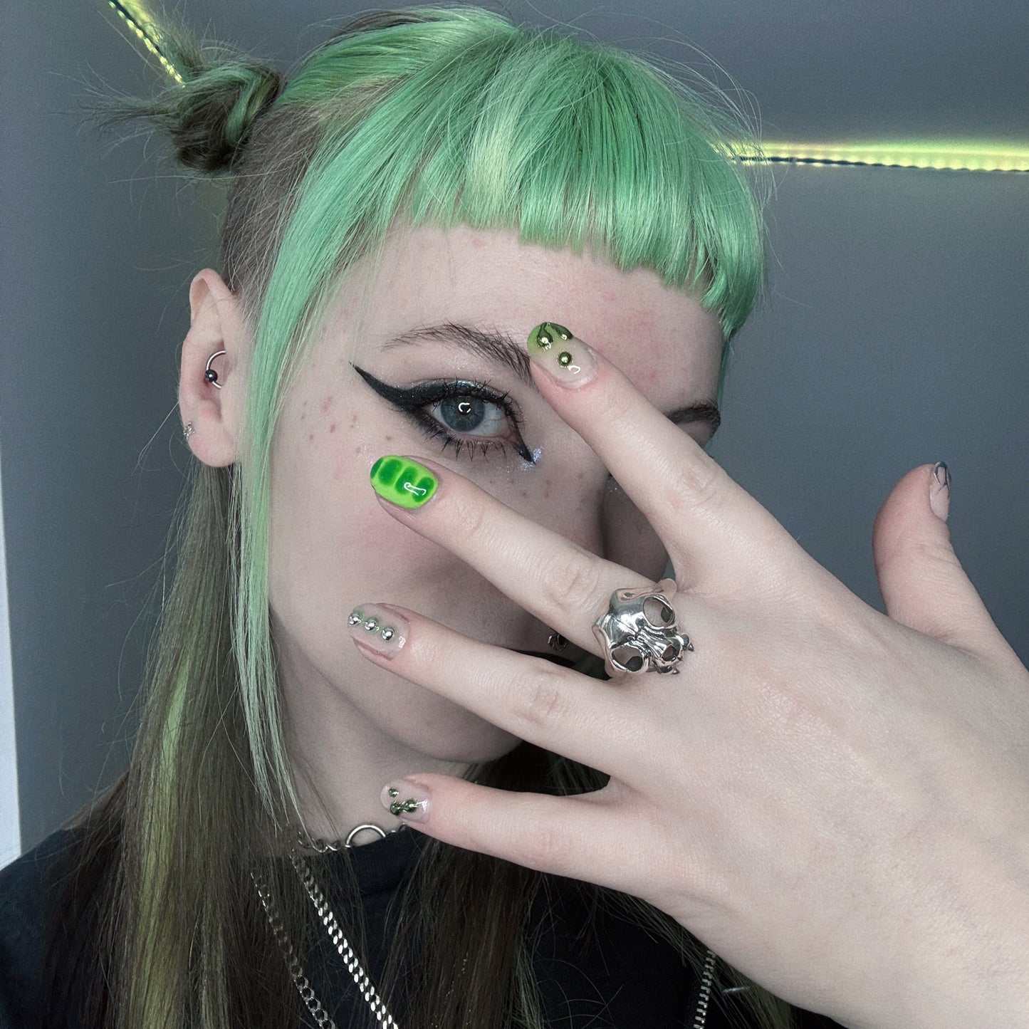 ETERNAL SKULL RING