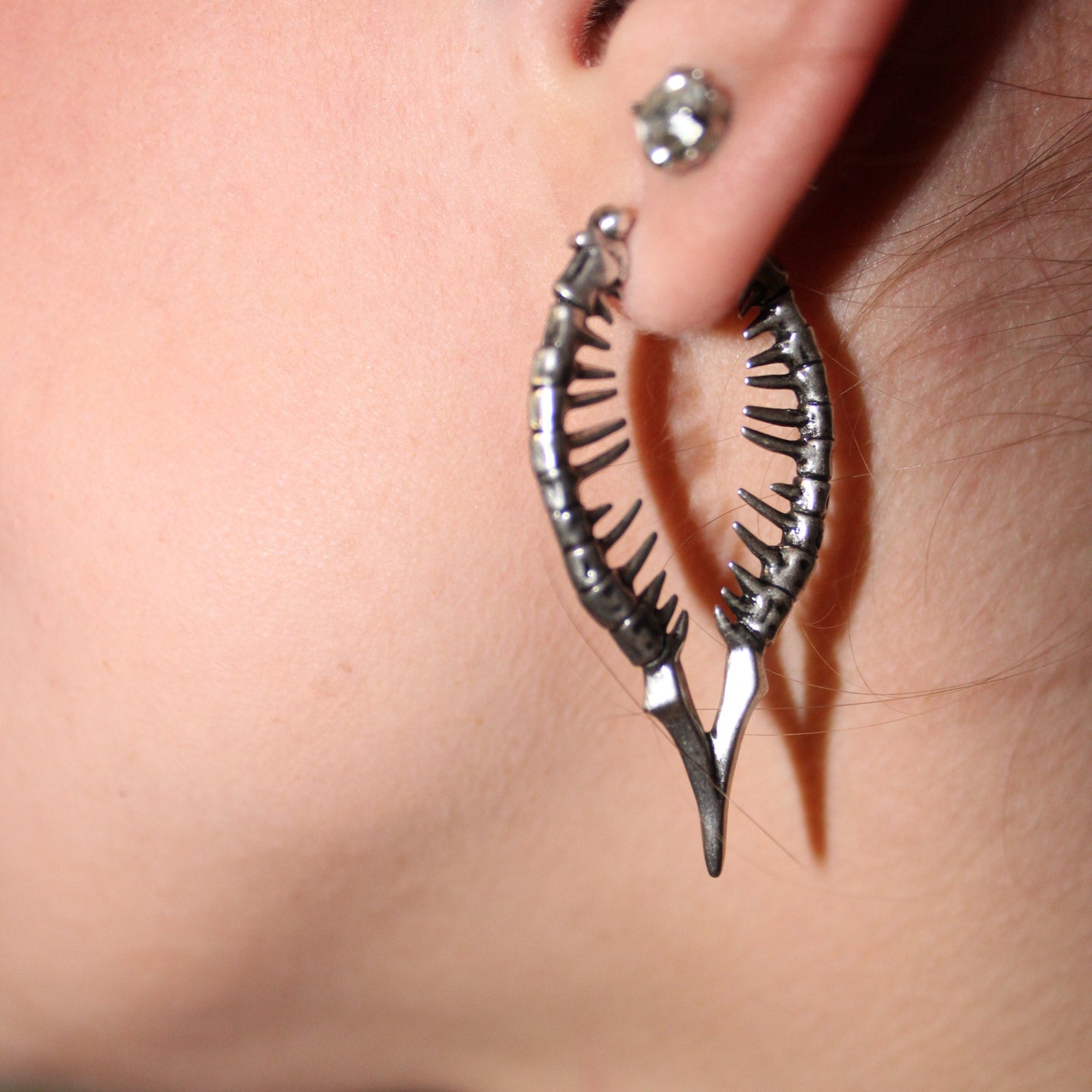 SPINAL REVERIE EARRINGS