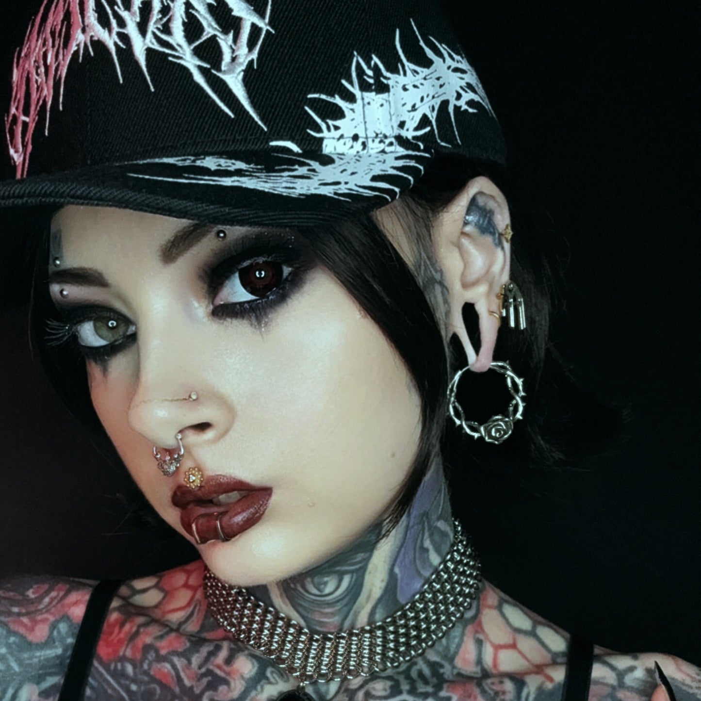ROSE EMBRACE EARRINGS