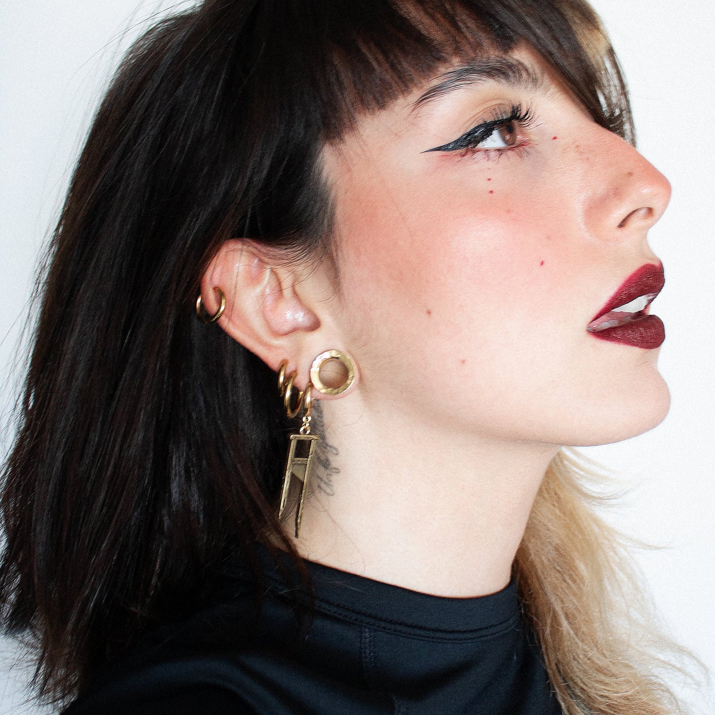 CHIC GUILLOTINE EARRINGS