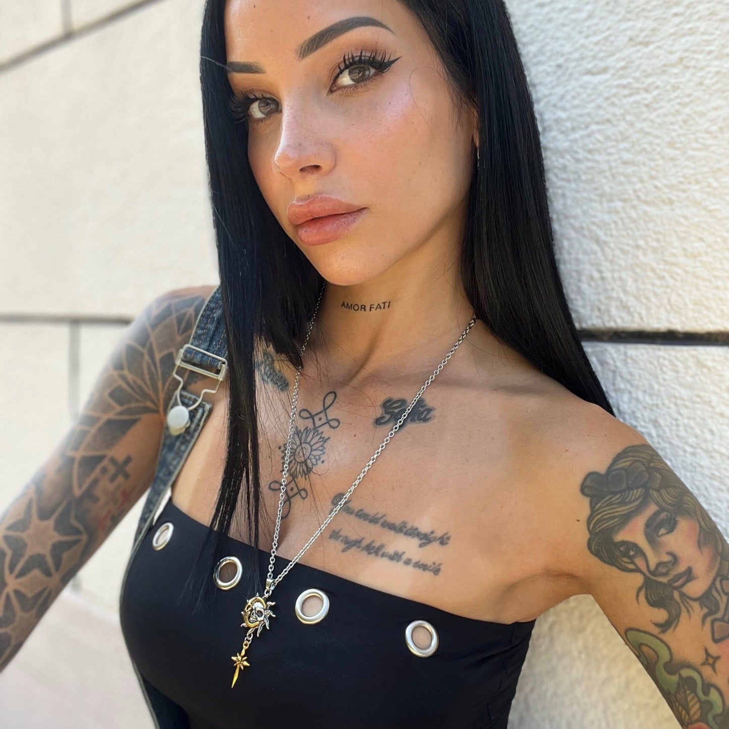 ETERNAL CYCLE SKULL NECKLACE