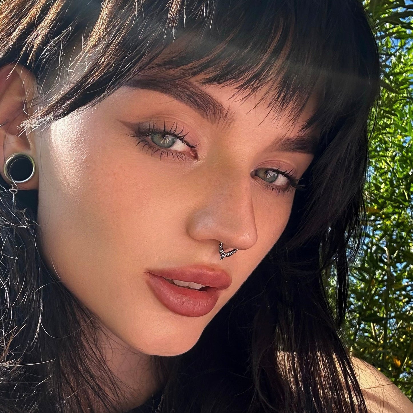 BAT WING SEPTUM CLICKER