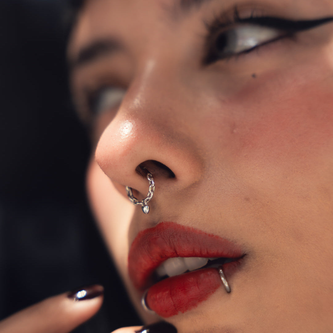HEARTFELT CHAIN SEPTUM CLICKER